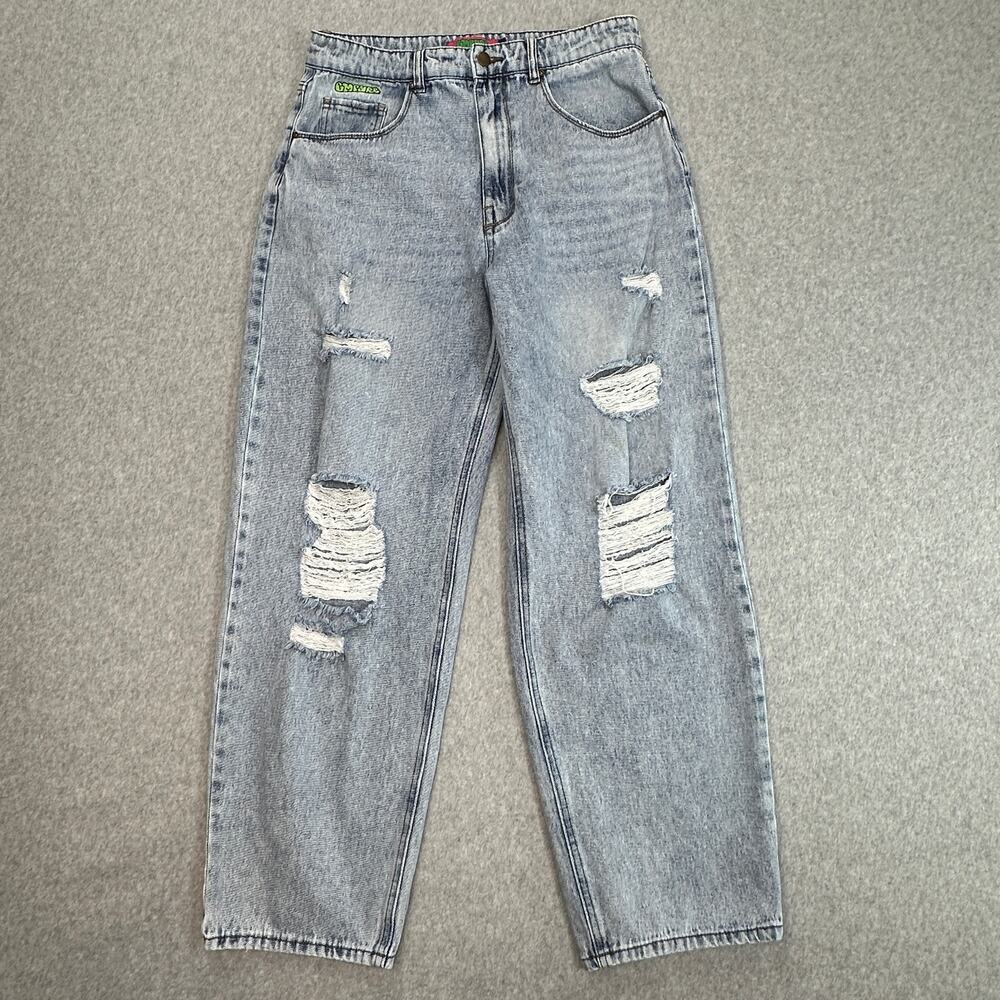 Empyre Jeans Tori Courtney Wash Skater Jeans WMNS 11 Light Wash Distressed Denim
